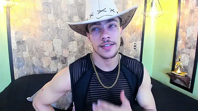 PatrickS25 online show from February 12, 2026, 4:12 am