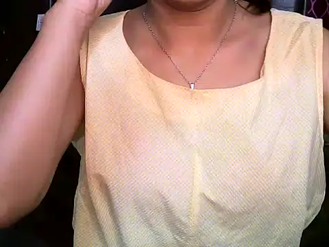 naughty-prachi online show from June 17, 2026, 2:22 am