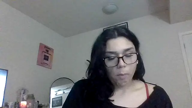 lunabellaX0 online show from December 5, 2025, 12:43 am