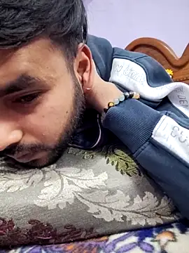 Snapshot of AlphaAura460 chatting on December 21, 2025, 10:28 am AlphaAura460 online show from December 21, 2025, 10:28 am