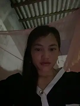 Lilik2 online show from April 23, 2026, 9:27 pm