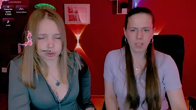 Snapshot of teya_starling chatting on March 6, 2026, 10:54 am teya starling online show from March 6, 2026, 10:54 am