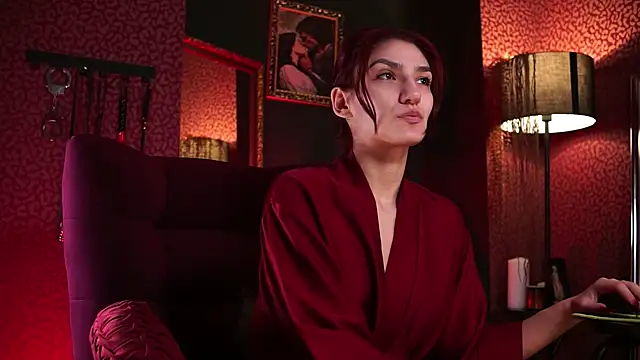 Roxa Lana online show from April 28, 2026, 1:37 pm
