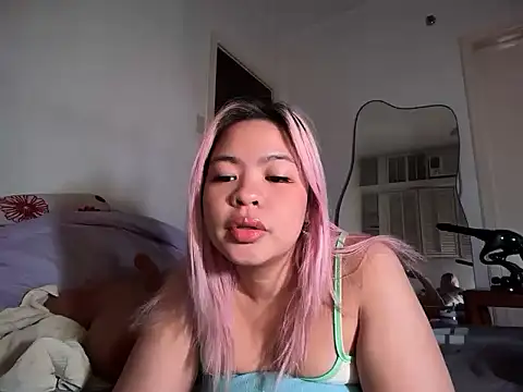 Tina Slick online show from May 7, 2026, 11:57 am