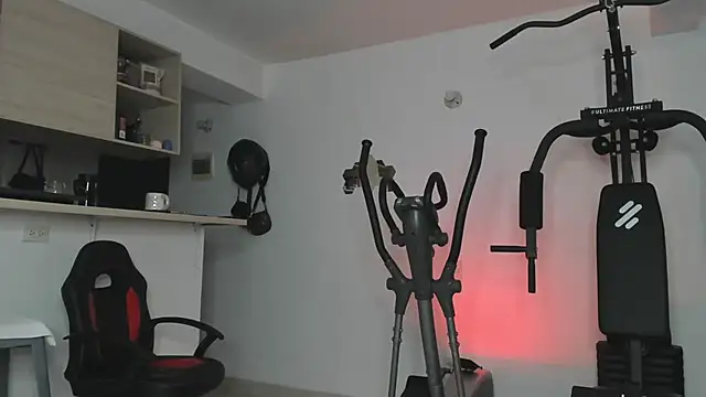 IrisFit online show from May 6, 2026, 12:31 pm