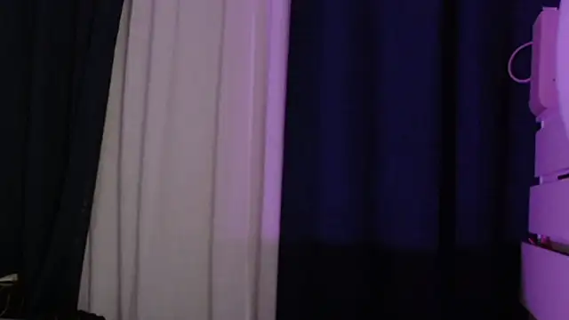 LucyRayy online show from February 10, 2026, 8:30 pm