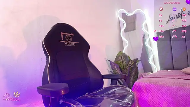 CHEERRY TAY1 online show from February 12, 2026, 7:13 pm