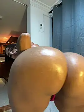 EmyVega online show from March 9, 2026, 11:19 pm