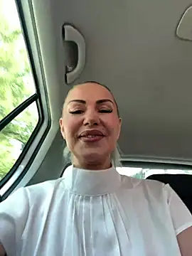 AnikaSunshine online show from June 29, 2026, 1:22 pm