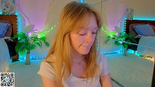 Snapshot of MatthewHoffis chatting on July 13, 2026, 9:03 pm MatthewHoffis online show from July 13, 2026, 9:03 pm