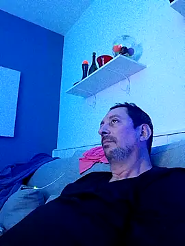 FocussedFreckle online show from December 3, 2025, 12:33 am