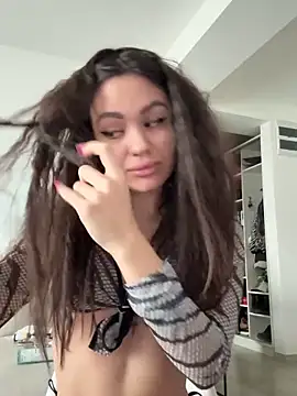 Snapshot of SiennaLuxexx chatting on February 10, 2026, 9:08 am SiennaLuxexx online show from February 10, 2026, 9:08 am