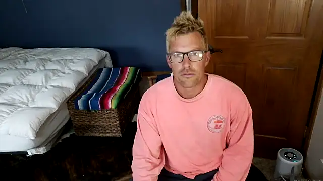 SpunRedneck online show from June 17, 2026, 11:36 pm