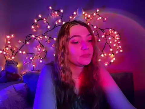 Snapshot of Ungoliant_Kiss chatting on March 9, 2026, 12:36 am Ungoliant Kiss online show from March 9, 2026, 12:36 am