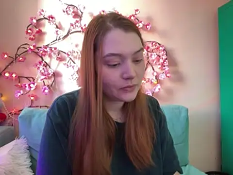 Snapshot of Ungoliant_Kiss chatting on March 7, 2026, 11:27 am Ungoliant Kiss online show from March 7, 2026, 11:27 am