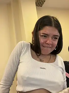 Camila Duarte2 online show from May 11, 2026, 4:04 pm