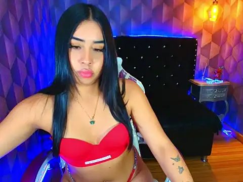 ScarlettDreew online show from December 19, 2025, 4:38 am
