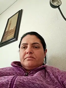 Snapshot of gini92 chatting on February 5, 2026, 9:05 am gini92 online show from February 5, 2026, 9:05 am