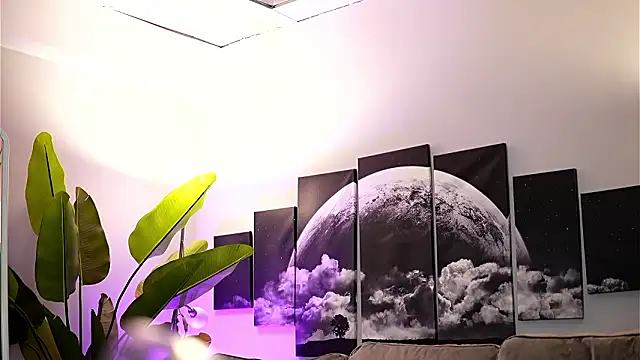 Ivy Trix online show from March 6, 2026, 7:42 pm