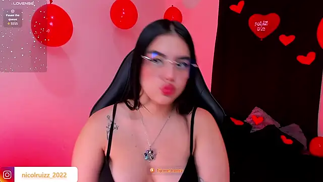 Nicolle Ruizz online show from February 15, 2026, 10:36 am