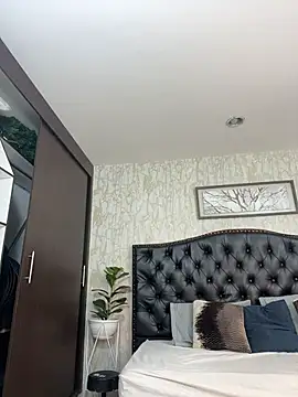 Snapshot of Lander_Cruz chatting on June 2, 2026, 6:08 pm Lander Cruz online show from June 2, 2026, 6:08 pm