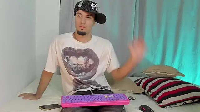 jack  baby  online show from April 3, 2026, 3:57 am