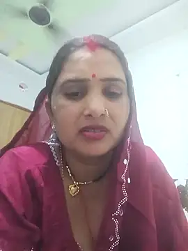 Snapshot of Your-shreya143 chatting on February 22, 2026, 9:44 am Your-shreya143 online show from February 22, 2026, 9:44 am