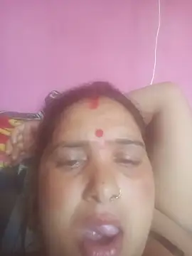Your-shreya143 online show from June 16, 2026, 9:20 am