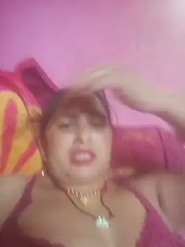 Your-shreya143 online show from June 10, 2026, 8:48 am
