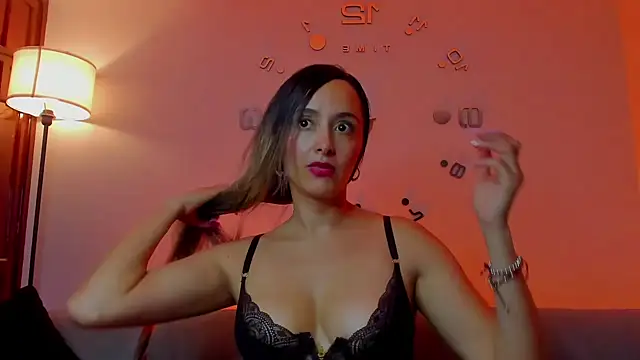 Victoria Rose  online show from May 22, 2026, 8:29 pm