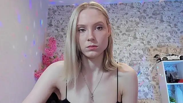 Gina Gina love online show from May 6, 2026, 1:09 am