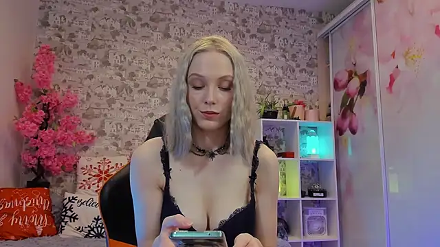 Gina Gina love online show from March 19, 2026, 12:54 am