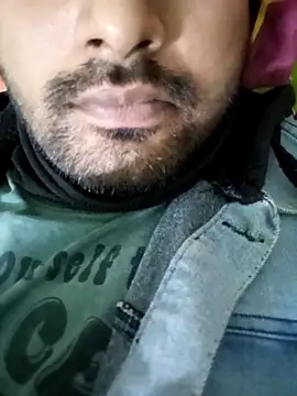 samsexjuice online show from December 17, 2025, 6:46 pm