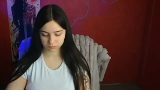 Lilu May online show from April 26, 2026, 11:18 am
