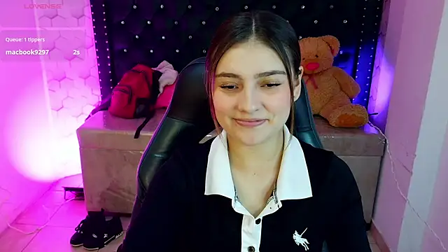 Diamond juliana online show from July 15, 2026, 3:13 am