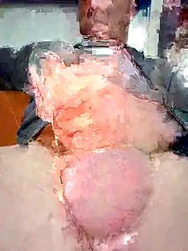 maaly1983 online show from April 28, 2026, 2:32 pm