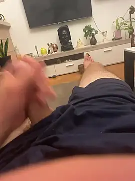 slydery online show from July 25, 2026, 10:27 pm