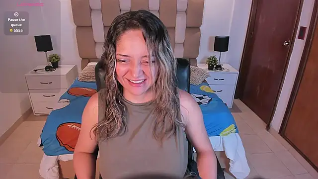 Snapshot of TiffanyHoustton chatting on August 4, 2026, 11:59 am TiffanyHoustton online show from August 4, 2026, 11:59 am