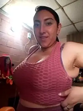 Valeria montana  online show from March 24, 2026, 10:32 pm