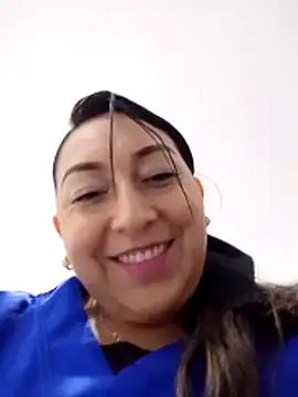 Valeria montana  online show from February 17, 2026, 12:13 pm