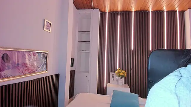 Ambar Cooxx online show from December 18, 2025, 11:14 am