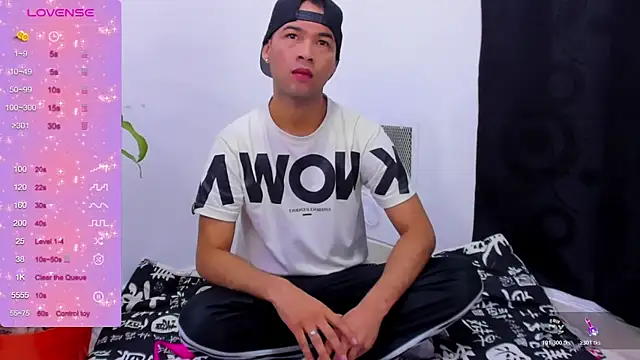 Snapshot of SweeXioji chatting on January 17, 2026, 8:29 am SweeXioji online show from January 17, 2026, 8:29 am