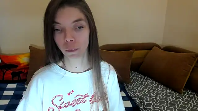 LikaAliston online show from January 18, 2026, 4:43 pm