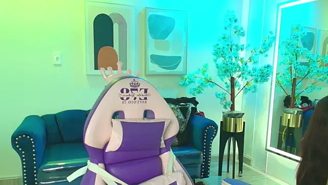 Nicole sounders online show from January 14, 2026, 11:58 am