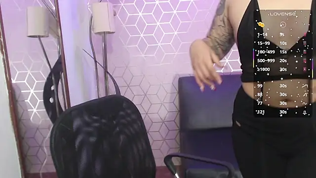 Mia Rivers  online show from January 8, 2026, 10:16 pm