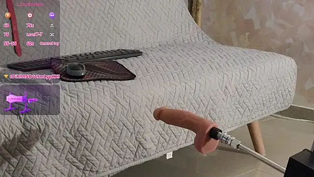 Snapshot of Saly_Moon1 chatting on March 21, 2026, 3:08 am Saly Moon1 online show from March 21, 2026, 3:08 am