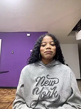 Snapshot of arianna_roxe chatting on February 20, 2026, 5:26 am arianna roxe online show from February 20, 2026, 5:26 am