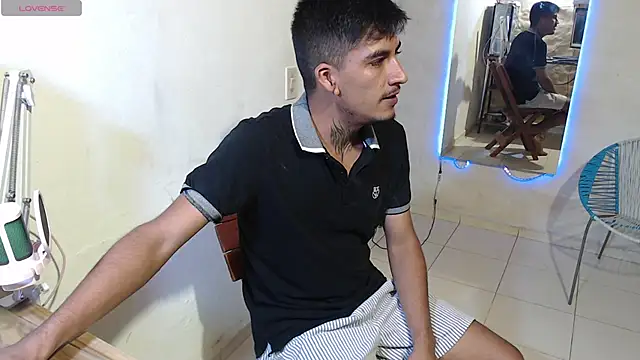 maxI dick33 online show from February 17, 2026, 6:54 am