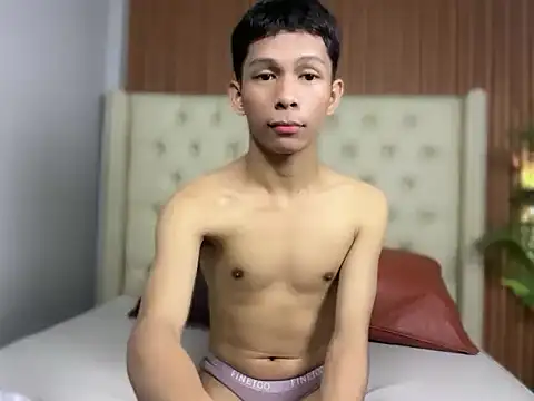 TheBoyAboveYou online show from December 15, 2025, 5:24 am