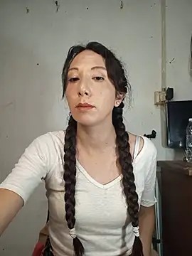 Snapshot of Cristal_azul777 chatting on July 21, 2026, 1:30 am Cristal azul777 online show from July 21, 2026, 1:30 am